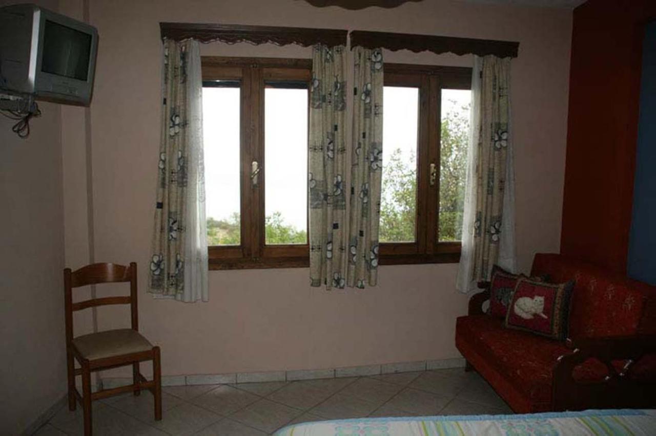 Guesthouse Mitsiopoulou Неохори Екстериор снимка